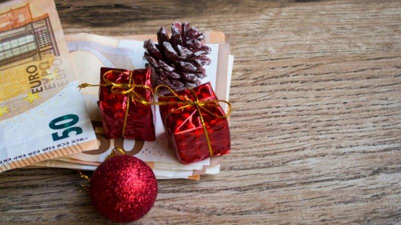 Guest Blog: Scrapping the Christmas Bonus Doesn't Make You Scrooge